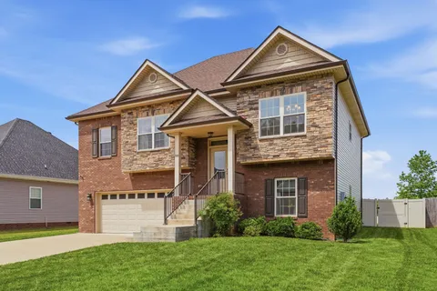 $430,000 | 340 Chase Drive, Clarksville, TN 37043