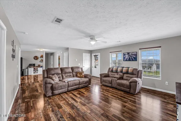 $267,500 | 2026 Jonathan Drive, White Pine, TN 37890