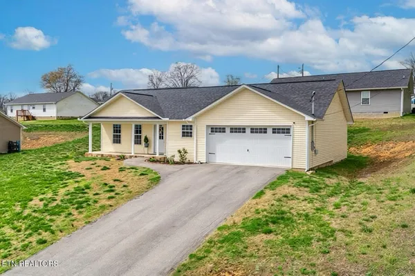 $267,500 | 2026 Jonathan Drive, White Pine, TN 37890