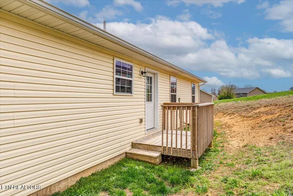 $267,500 | 2026 Jonathan Drive, White Pine, TN 37890