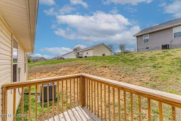 $267,500 | 2026 Jonathan Drive, White Pine, TN 37890