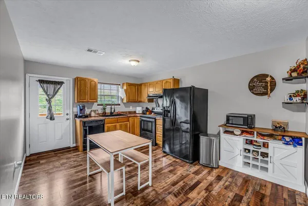 $267,500 | 2026 Jonathan Drive, White Pine, TN 37890