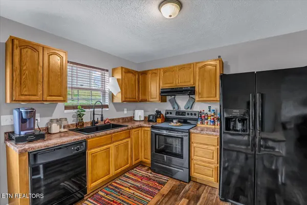 $267,500 | 2026 Jonathan Drive, White Pine, TN 37890