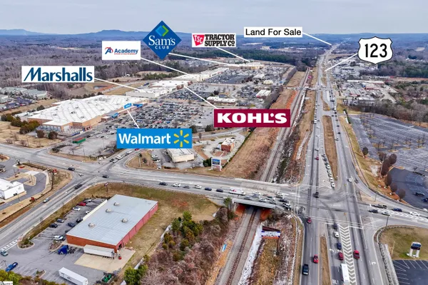$525,000 | 4120 Calhoun Memorial Highway, Unit 4120 HIGHWAY 123 N, Easley, SC 29640