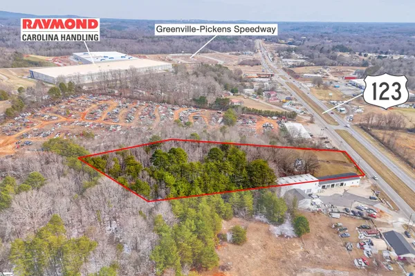 $525,000 | 4120 Calhoun Memorial Highway, Unit 4120 HIGHWAY 123 N, Easley, SC 29640