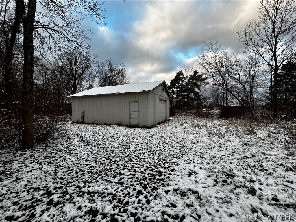 4095 Broadway Road Alexander, NY 14005 - Photo 4 of 13