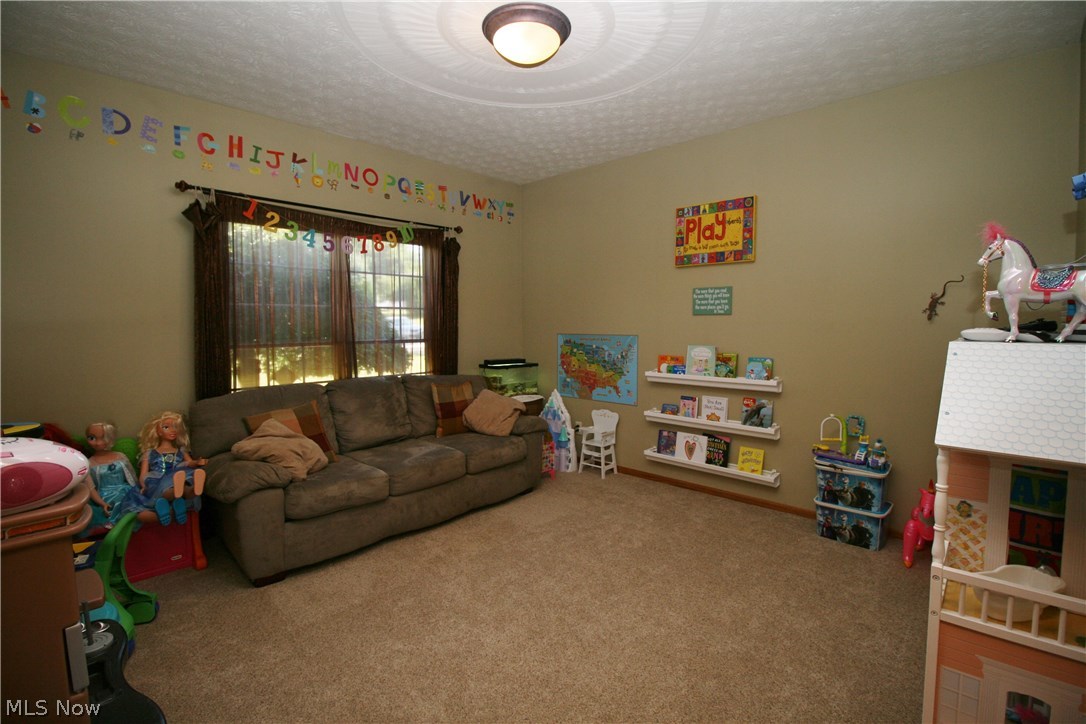 1424 Center Road Clinton, OH 44216 - Photo 14 of 32