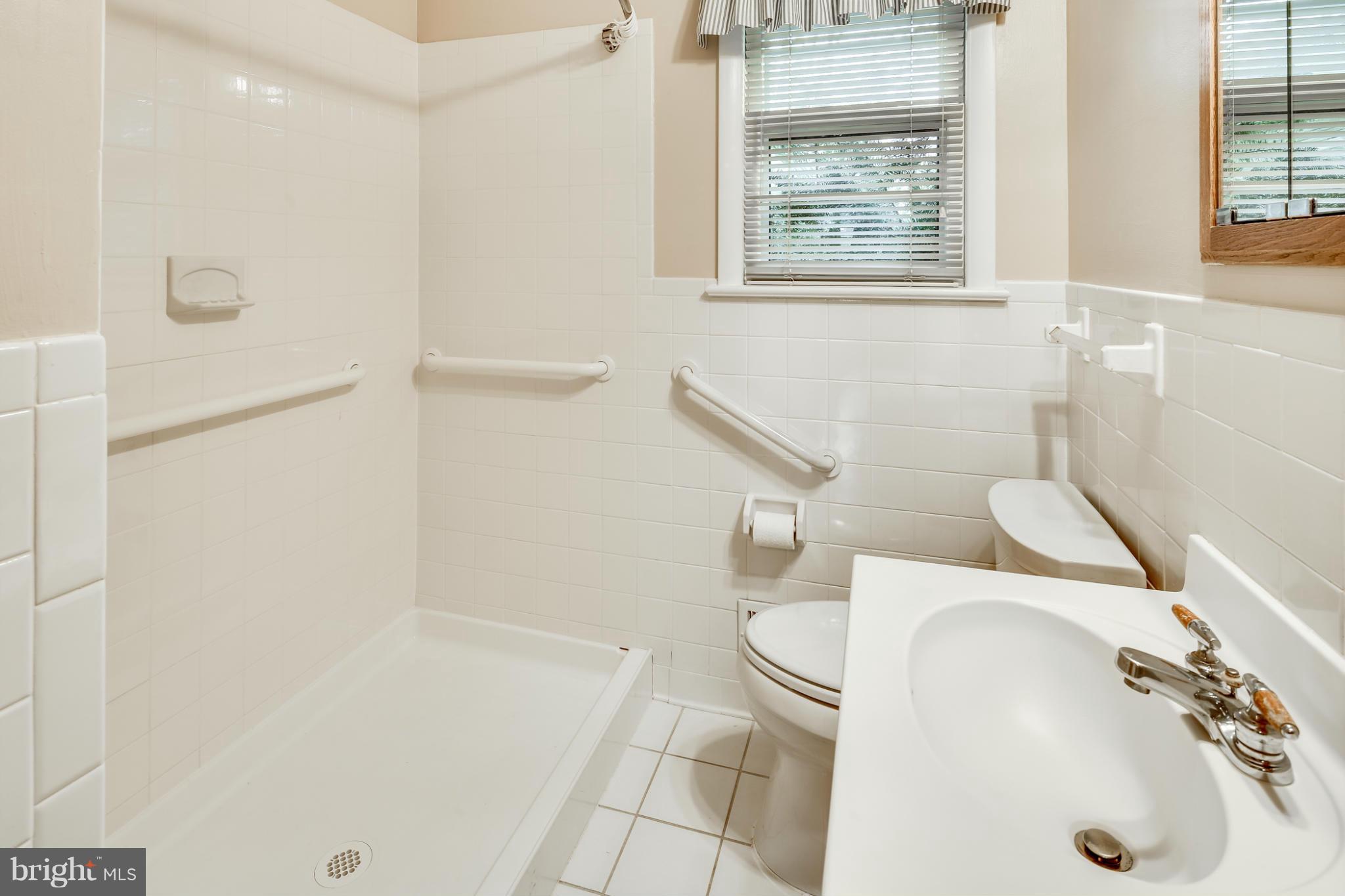 10510 Vista Road Columbia, MD 21044 - Photo 11 of 29 Bath