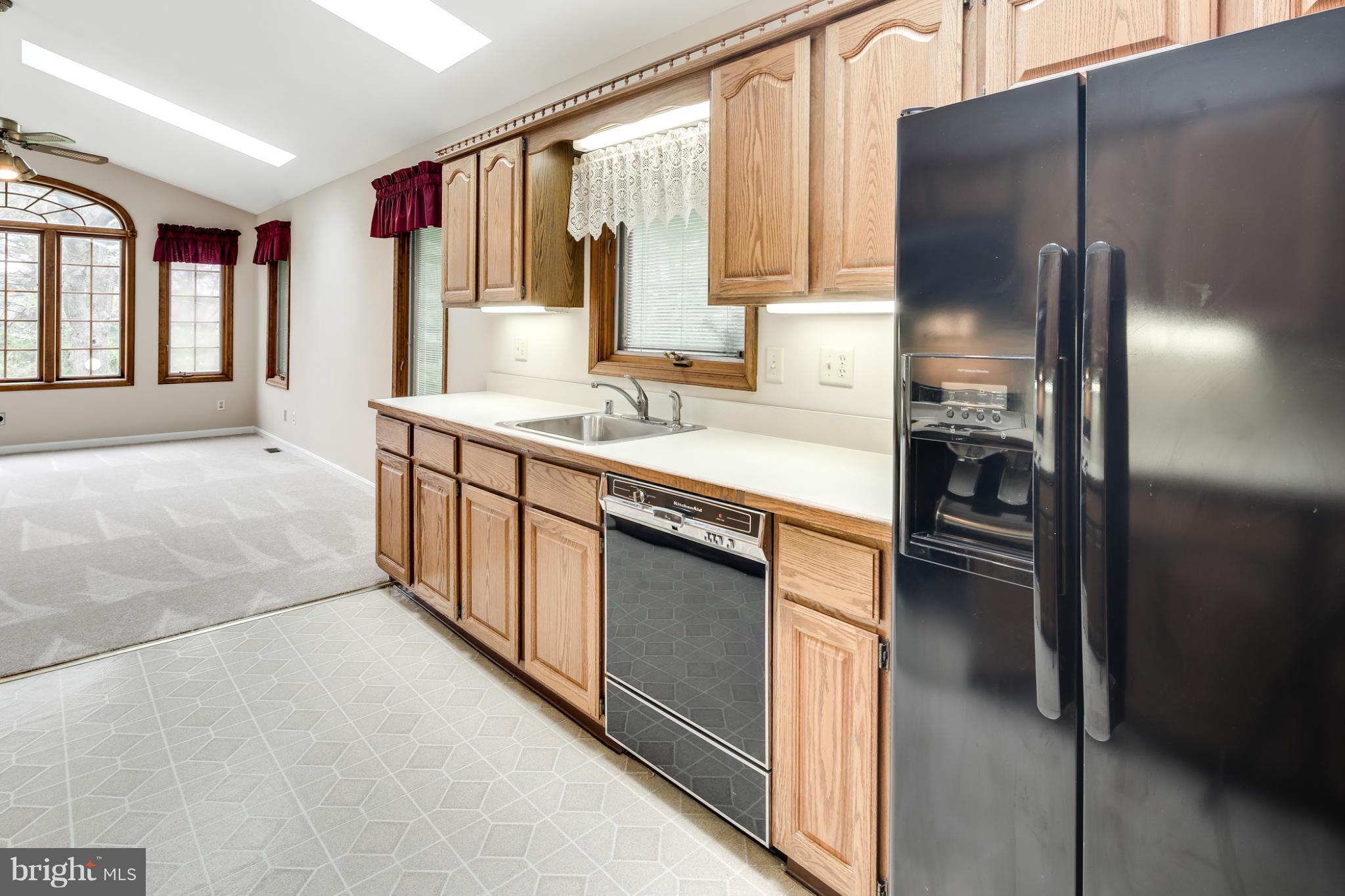 10510 Vista Road Columbia, MD 21044 - Photo 15 of 29 Kitchen