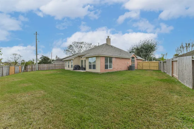 $2,600 | 10303 Stan Brook Drive, Houston, TX 77089