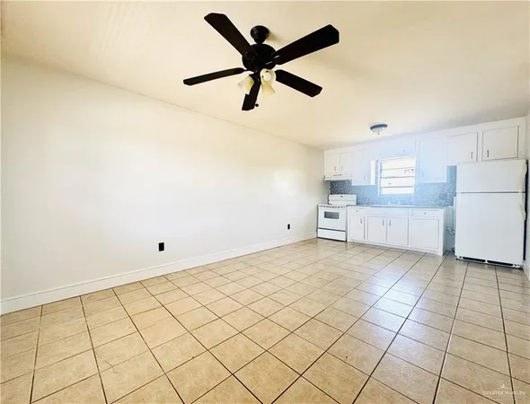 $575 | 1002 Miller Avenue, Unit 11, Donna, TX 78537