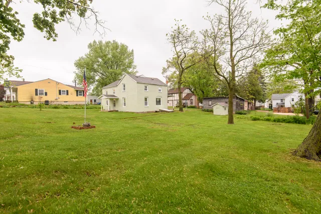 $265,000 | 244 South Ridge Street, Hustisford, WI 53034