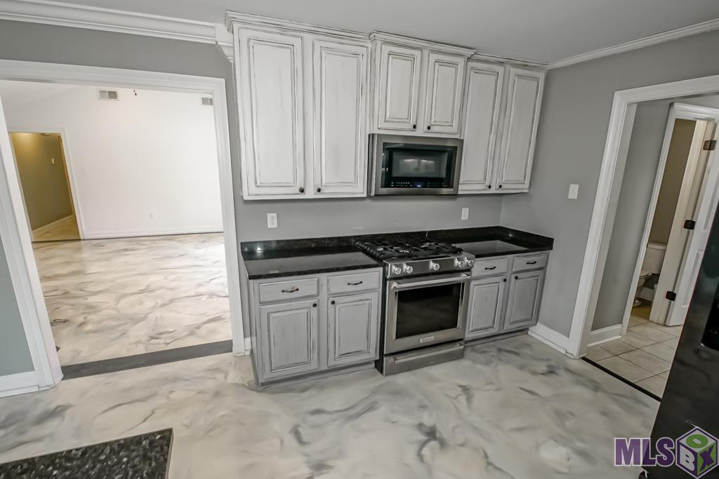 9621 Shadows End Avenue Baton Rouge, LA 70818 - Photo 14 of 42 Gallery Image 14