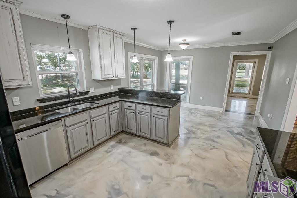 9621 Shadows End Avenue Baton Rouge, LA 70818 - Photo 15 of 42 Gallery Image 15