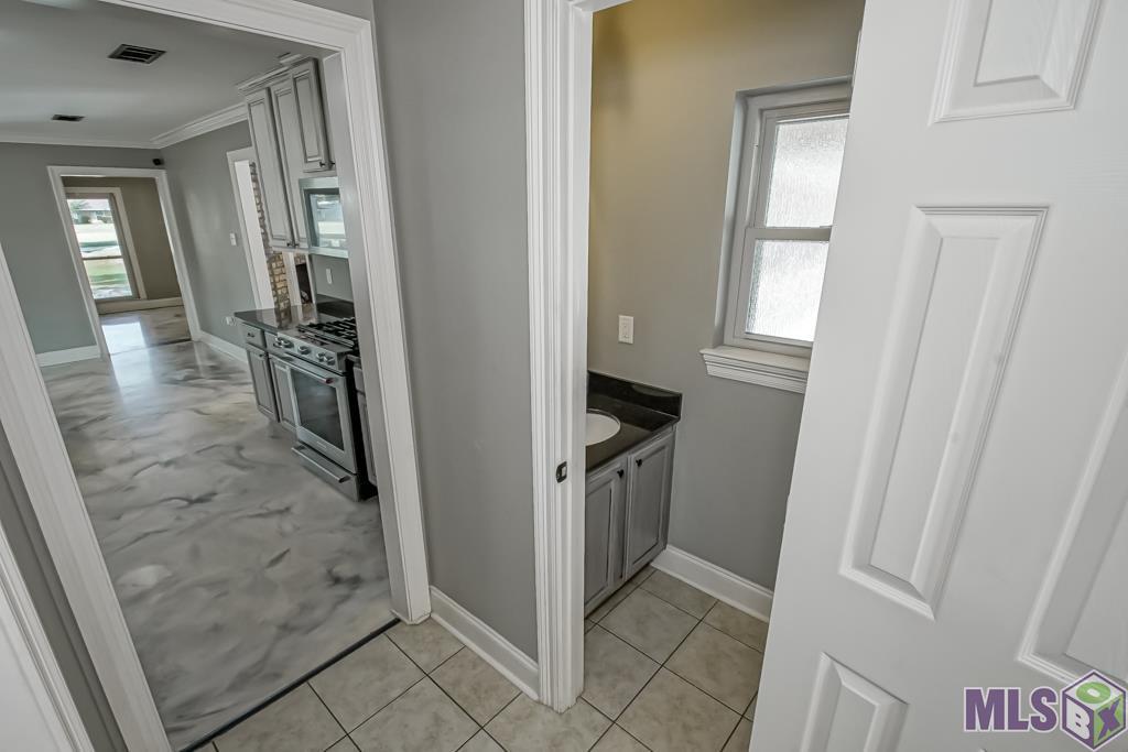 9621 Shadows End Avenue Baton Rouge, LA 70818 - Photo 16 of 42 Gallery Image 16