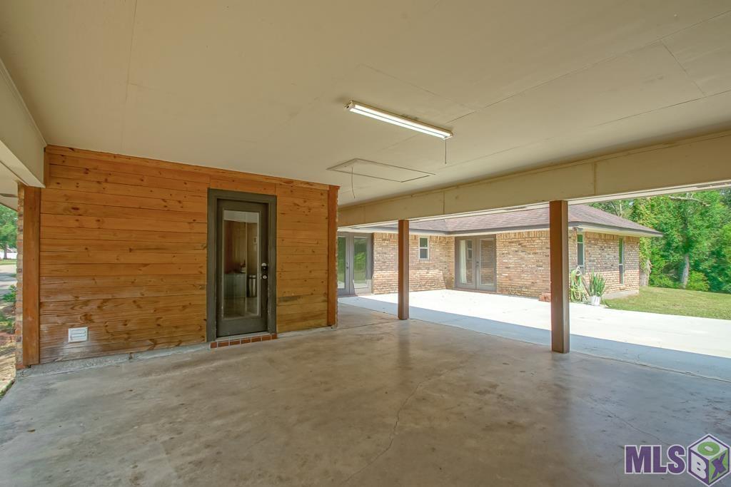 9621 Shadows End Avenue Baton Rouge, LA 70818 - Photo 30 of 42 Gallery Image 30