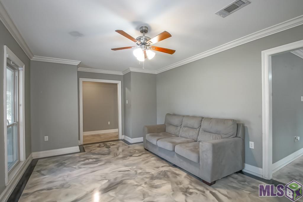 9621 Shadows End Avenue Baton Rouge, LA 70818 - Photo 8 of 42 Gallery Image 8