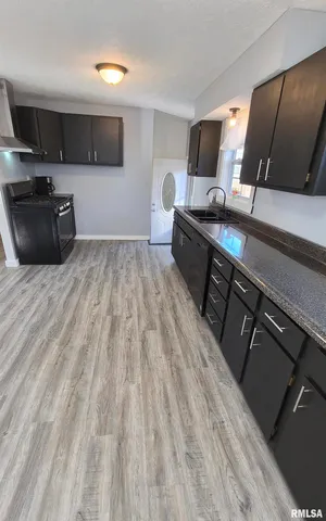 $175,000 | 20 South Peach Street, Du Quoin, IL 62832