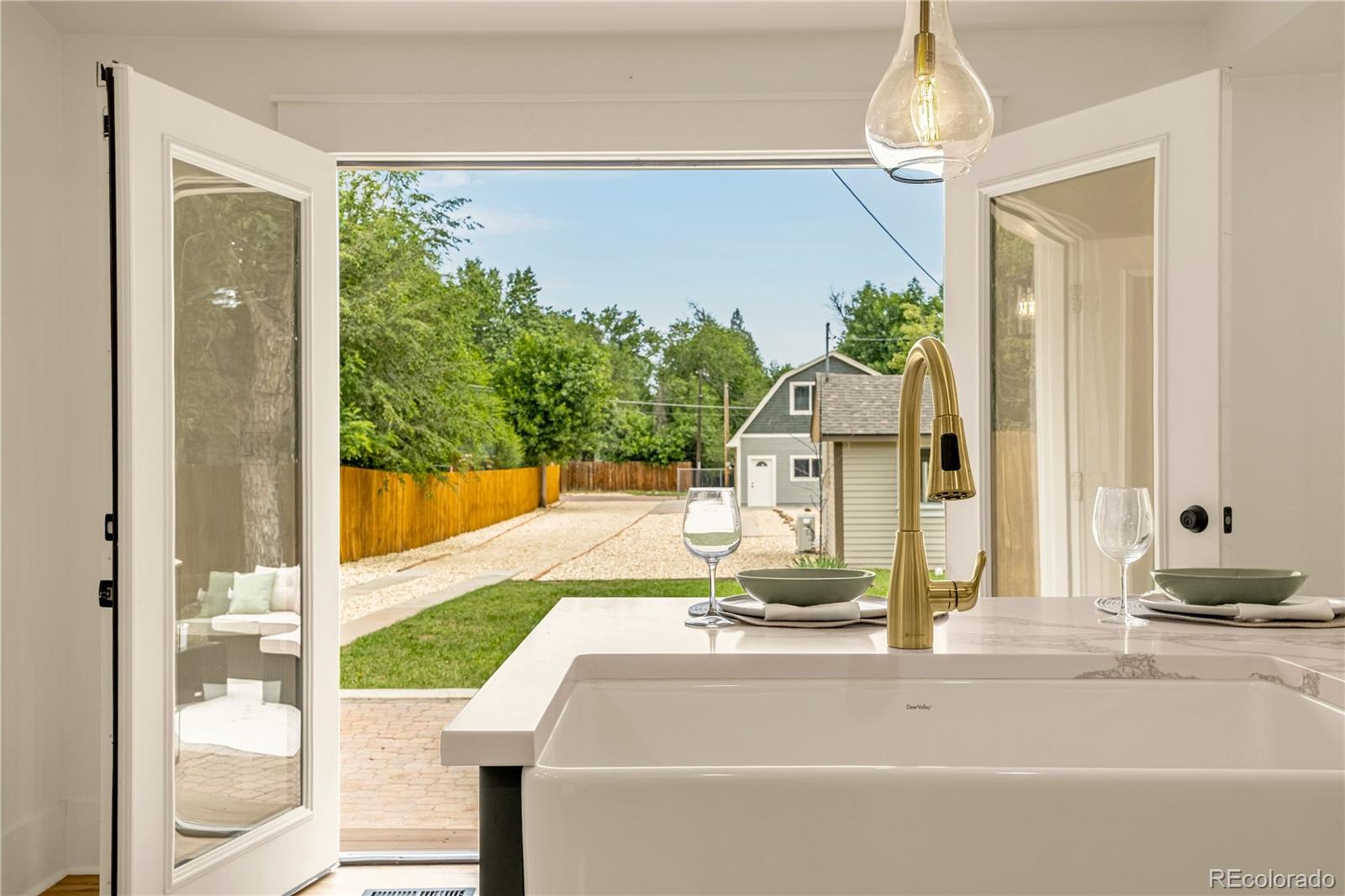 200 West Cheyenne Road Colorado Springs, CO 80906 - Photo 13 of 24 a view of living room with a large window