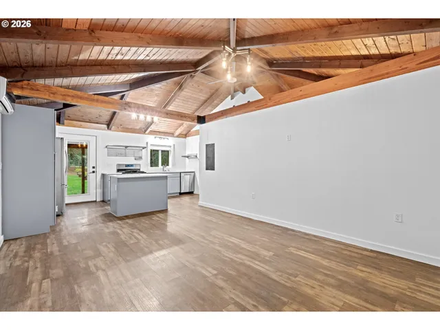 $1,575,000 | 38960 Southeast Rude Road, Sandy, OR 97055