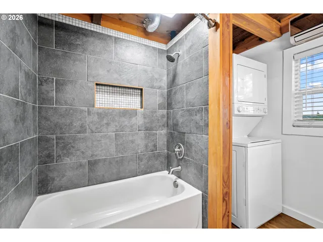 $1,575,000 | 38960 Southeast Rude Road, Sandy, OR 97055