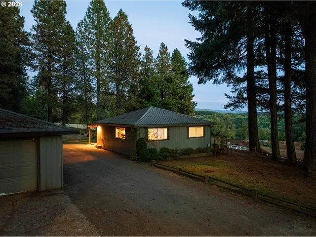 $1,575,000 | 38960 Southeast Rude Road, Sandy, OR 97055