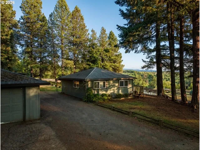 $1,575,000 | 38960 Southeast Rude Road, Sandy, OR 97055