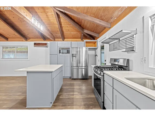 $1,575,000 | 38960 Southeast Rude Road, Sandy, OR 97055