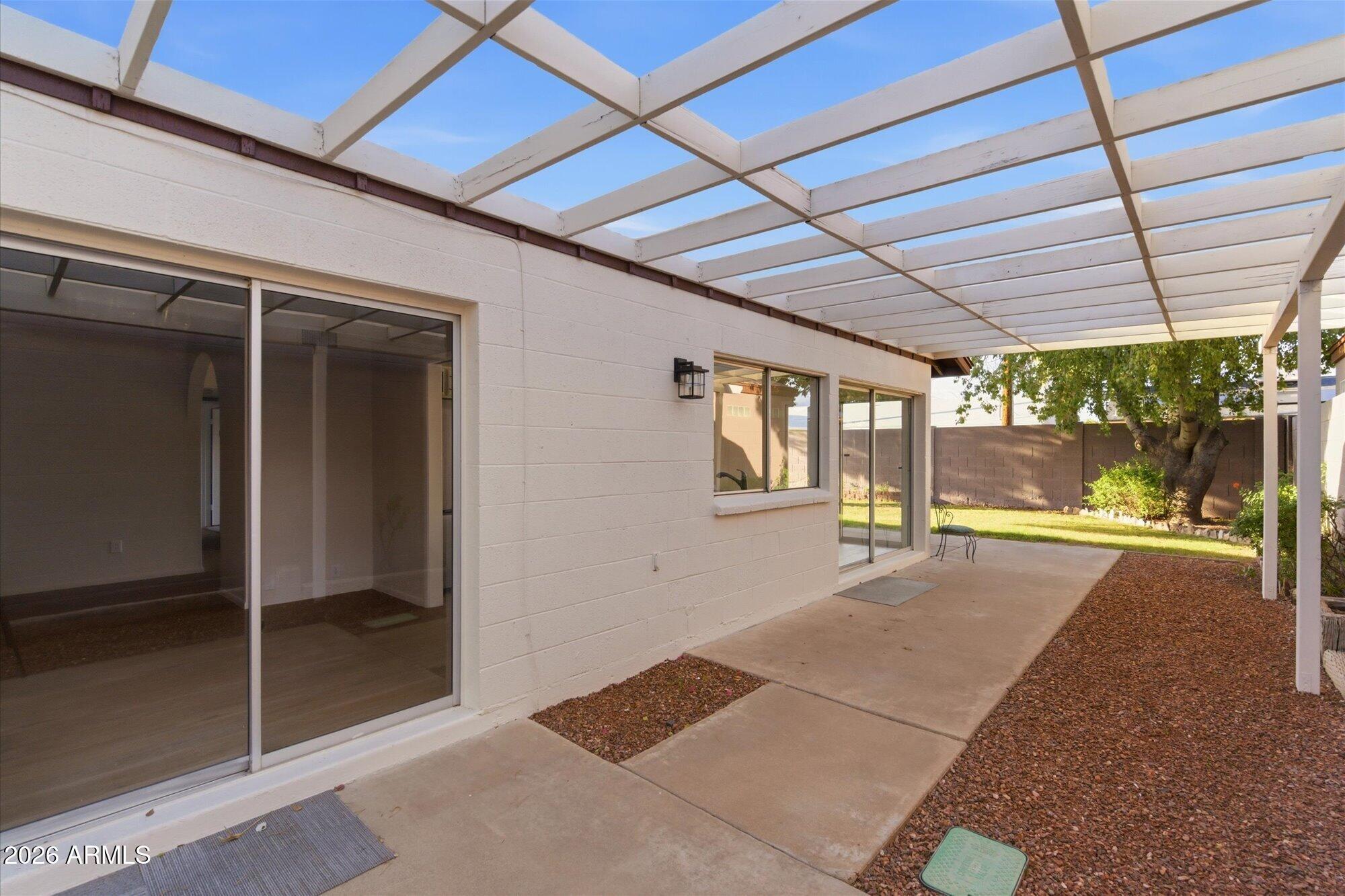 4016 West Griswold Road Phoenix, AZ 85051 - Photo 20 of 26 Side yard