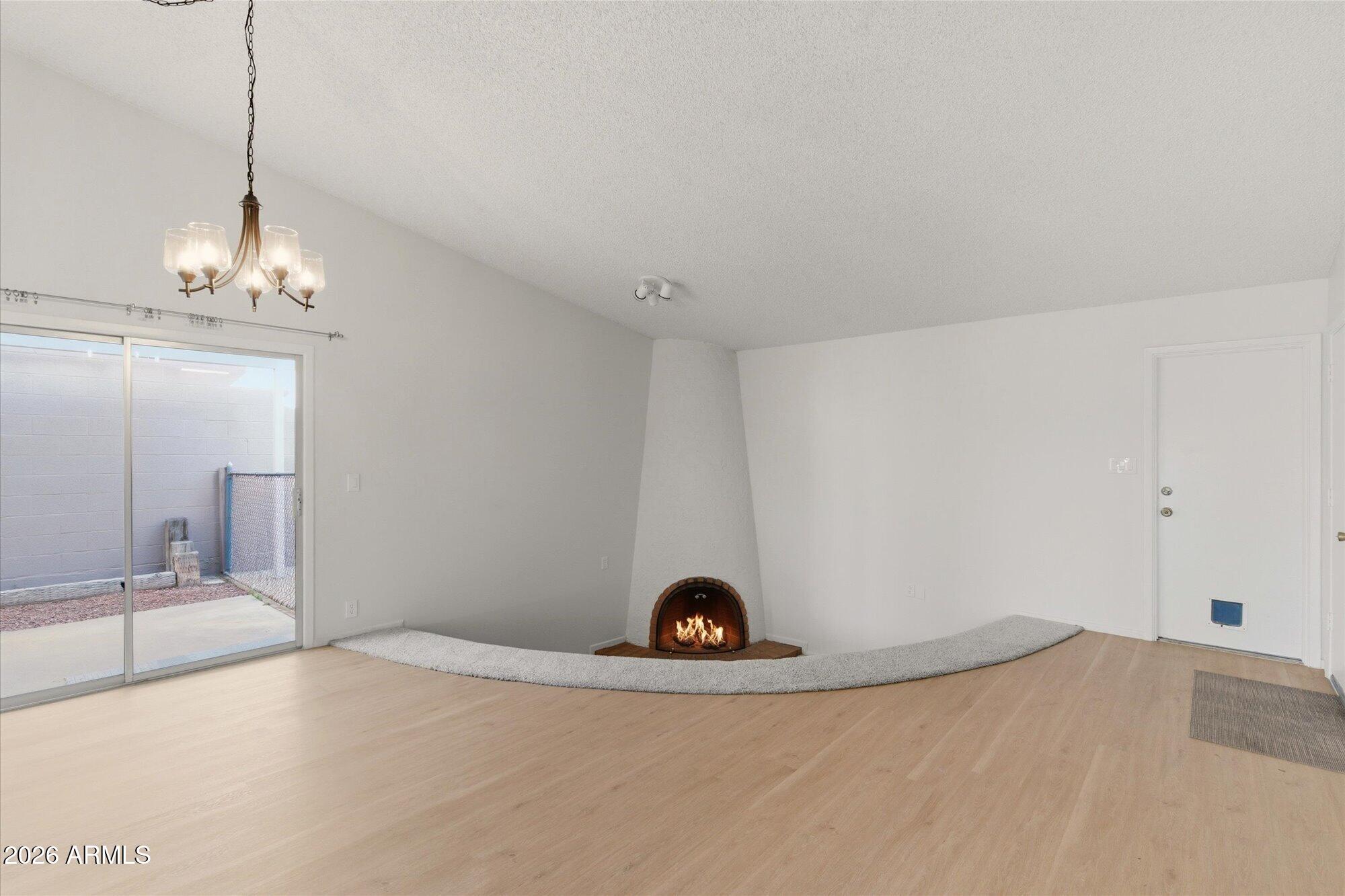 4016 West Griswold Road Phoenix, AZ 85051 - Photo 5 of 26 Entry/Formal Dining