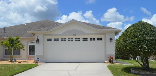 $325,000 | 1926 Sassafras Drive, Wesley Chapel, FL 33543