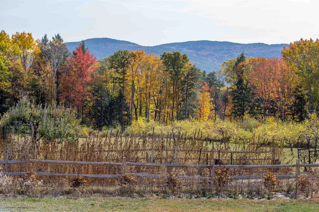 $1,190,000 | 55 Hollow Hill Road, Tamworth, NH 03886