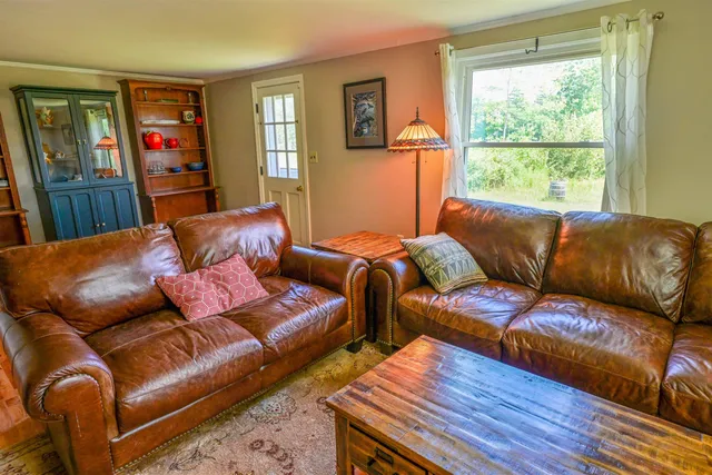 $1,190,000 | 55 Hollow Hill Road, Tamworth, NH 03886