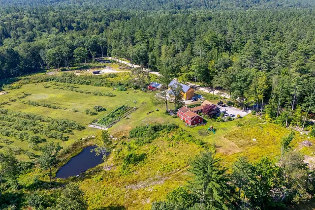$1,190,000 | 55 Hollow Hill Road, Tamworth, NH 03886