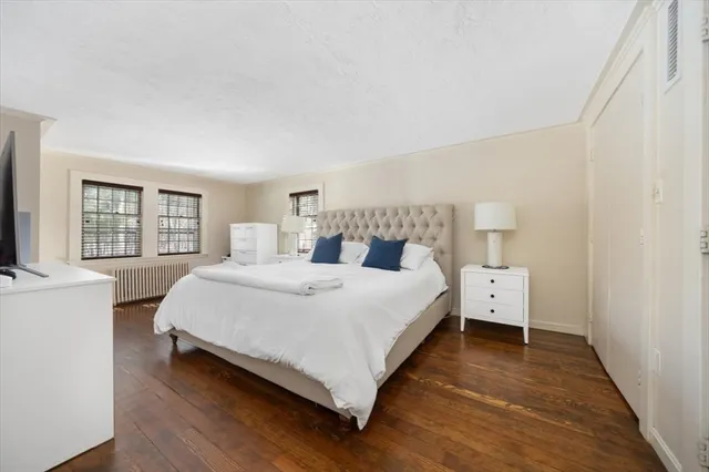 $1,299,000 | 2 Woodbine Lane, Hingham, MA 02043