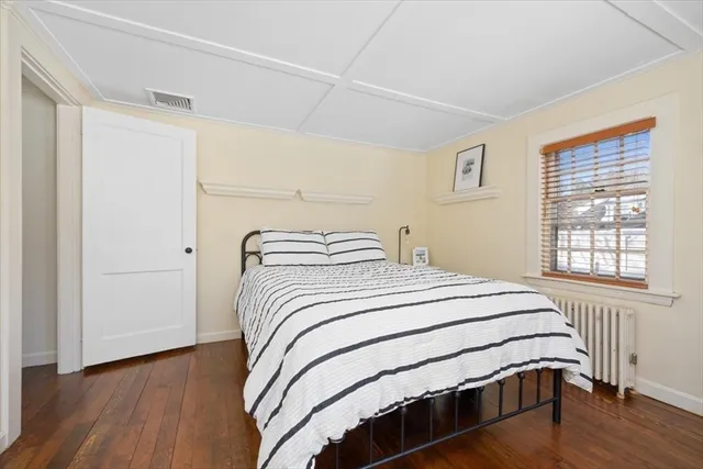 $1,299,000 | 2 Woodbine Lane, Hingham, MA 02043