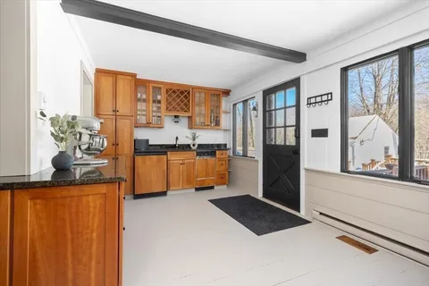 $1,299,000 | 2 Woodbine Lane, Hingham, MA 02043