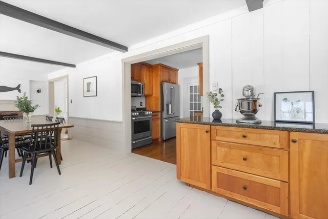 $1,299,000 | 2 Woodbine Lane, Hingham, MA 02043