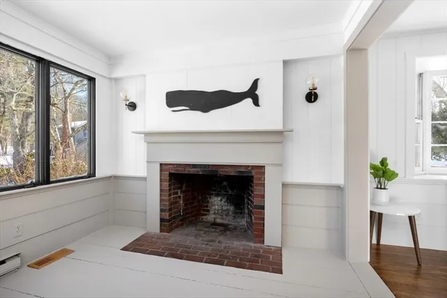 $1,299,000 | 2 Woodbine Lane, Hingham, MA 02043