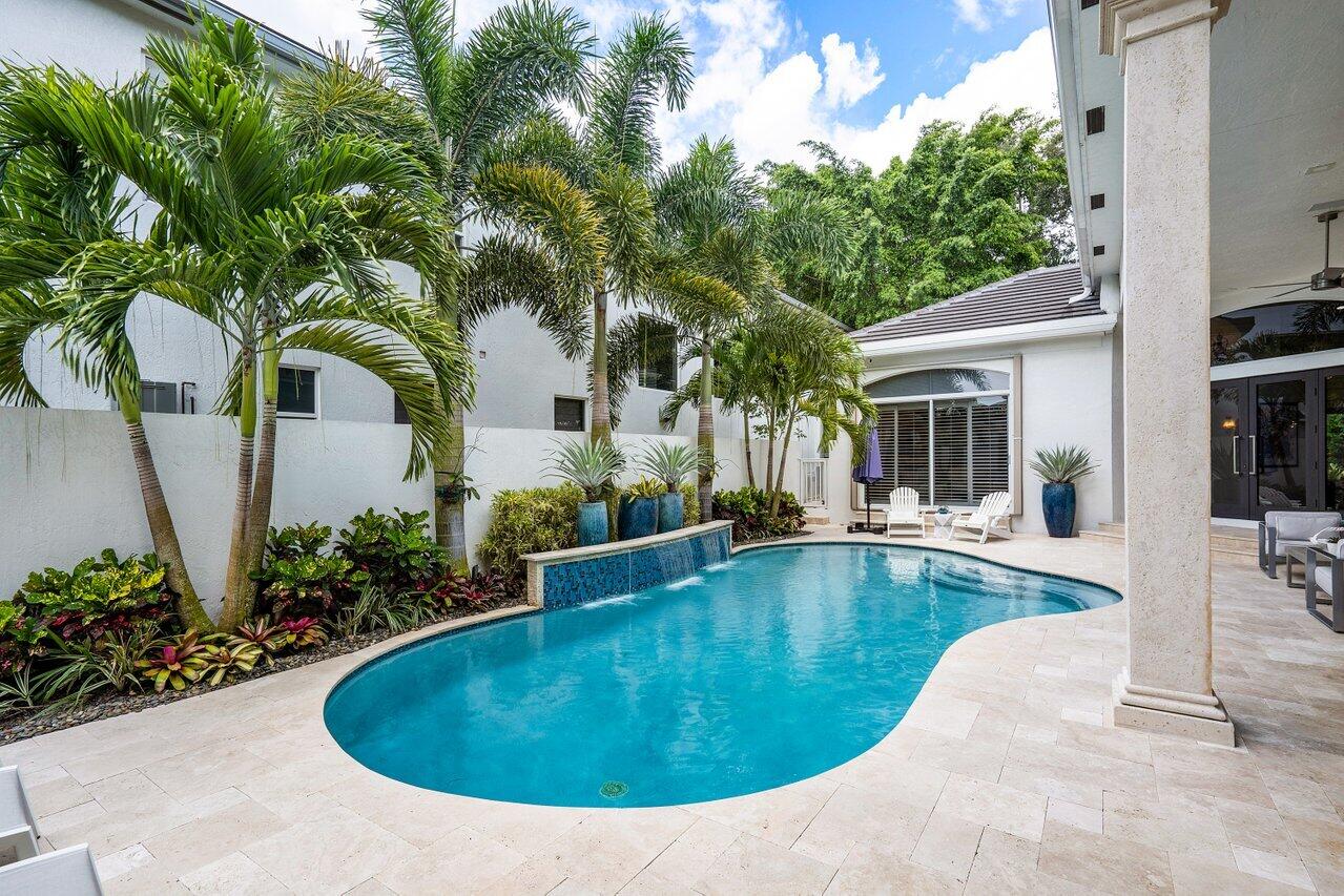 6379 Avalon Pointe Court Boca Raton, FL 33496 - Photo 21 of 37 22