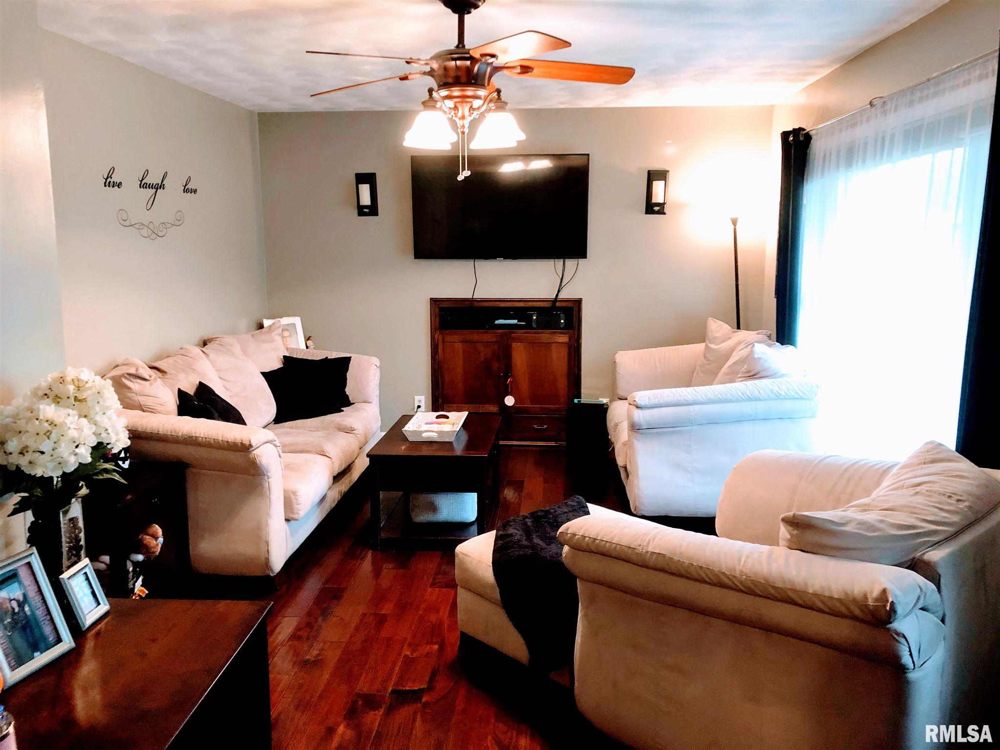 2233 Ramsey Road Springfield, IL 62702 - Photo 2 of 31