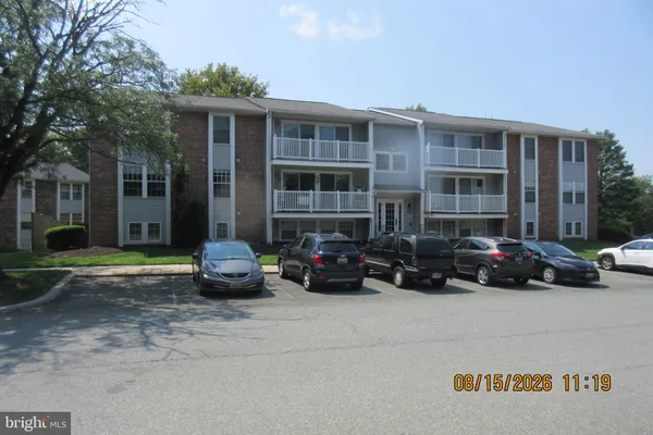 $225,000 | 301 Palmspring Drive, Unit 7, Gaithersburg, MD 20878