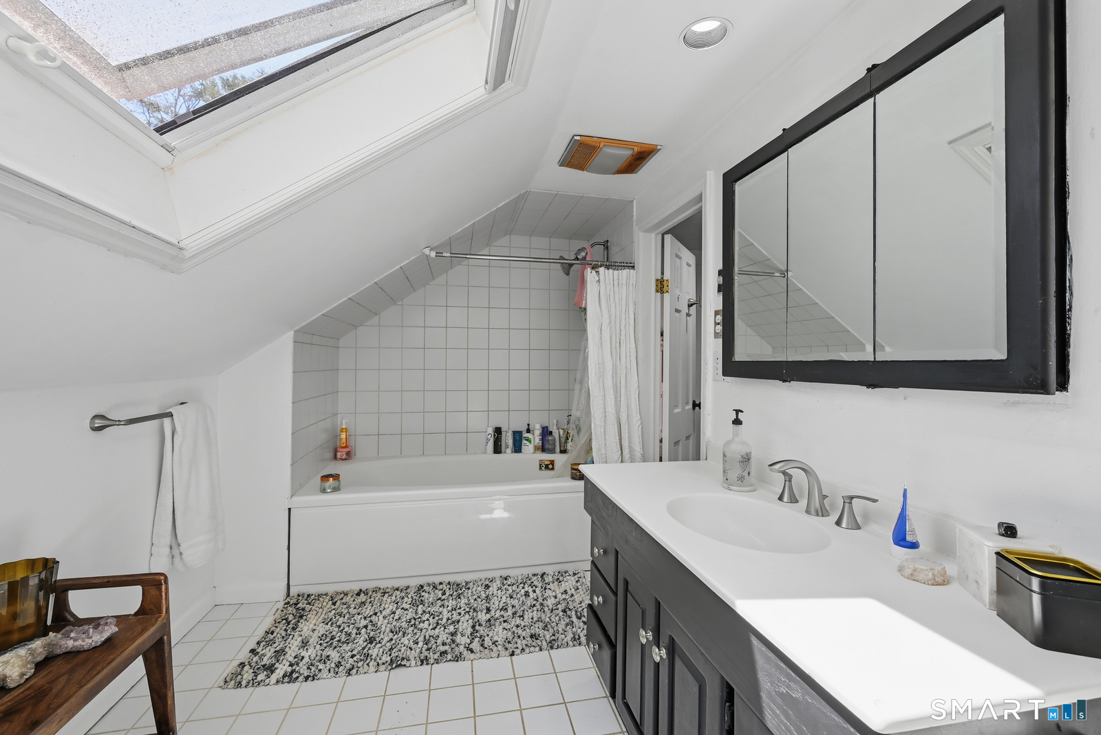 2196 North Benson Road Fairfield, CT 06824 - Photo 32 of 39 Gallery Image 32
