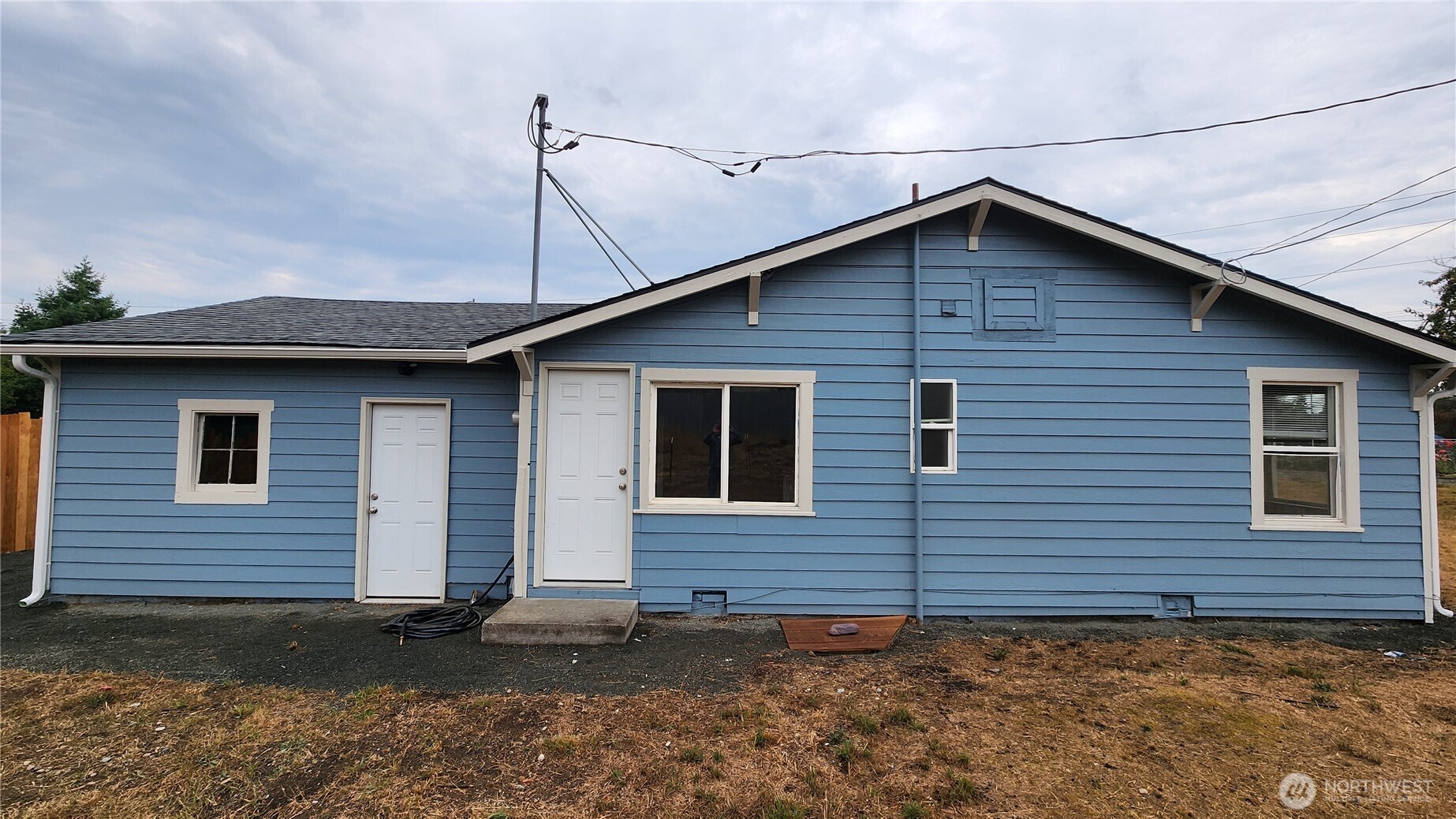 2340 East Pioneer Road Port Angeles, WA 98362 - Photo 12 of 38 Gallery Image 12