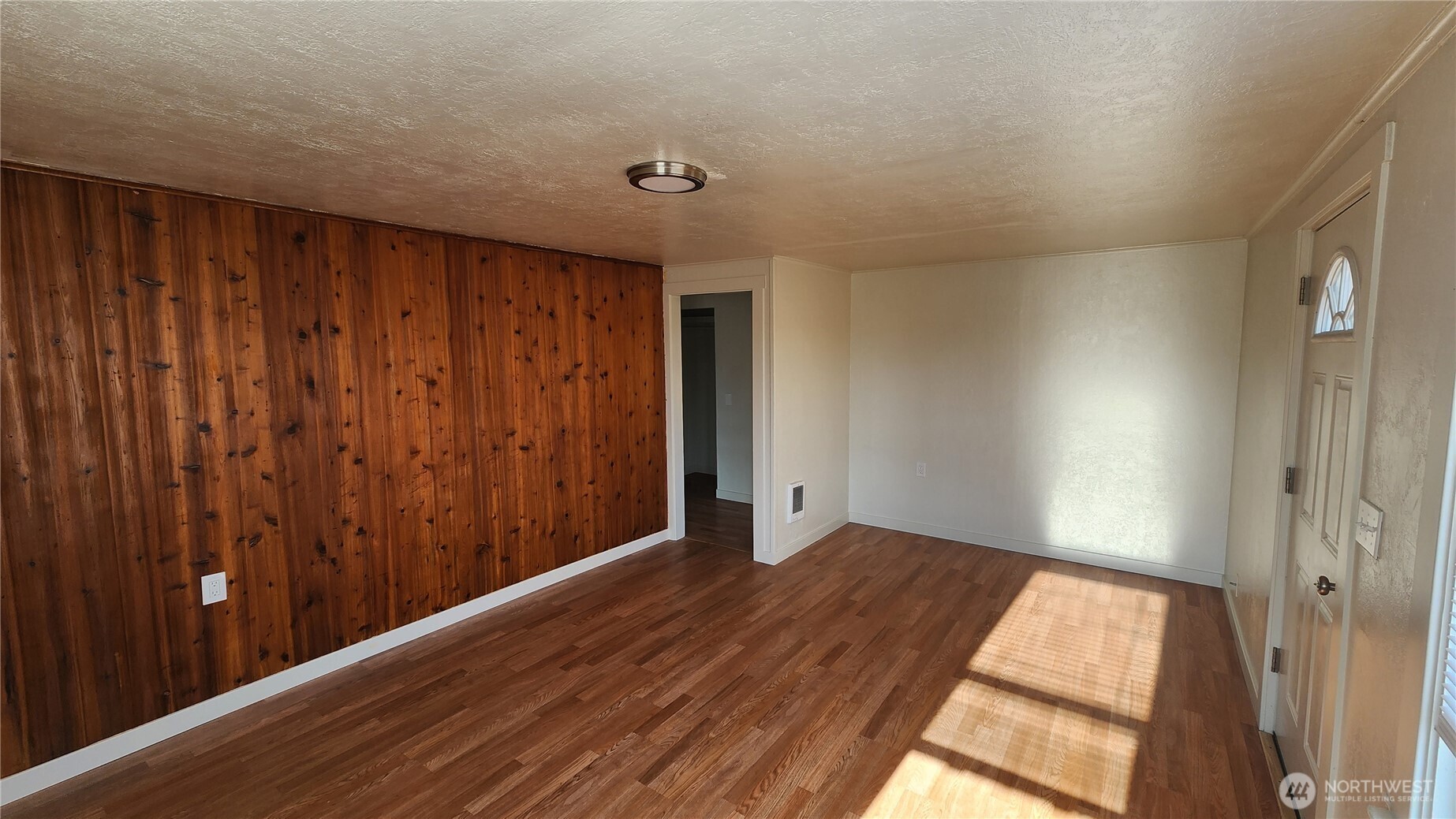 2340 East Pioneer Road Port Angeles, WA 98362 - Photo 15 of 38 Gallery Image 15