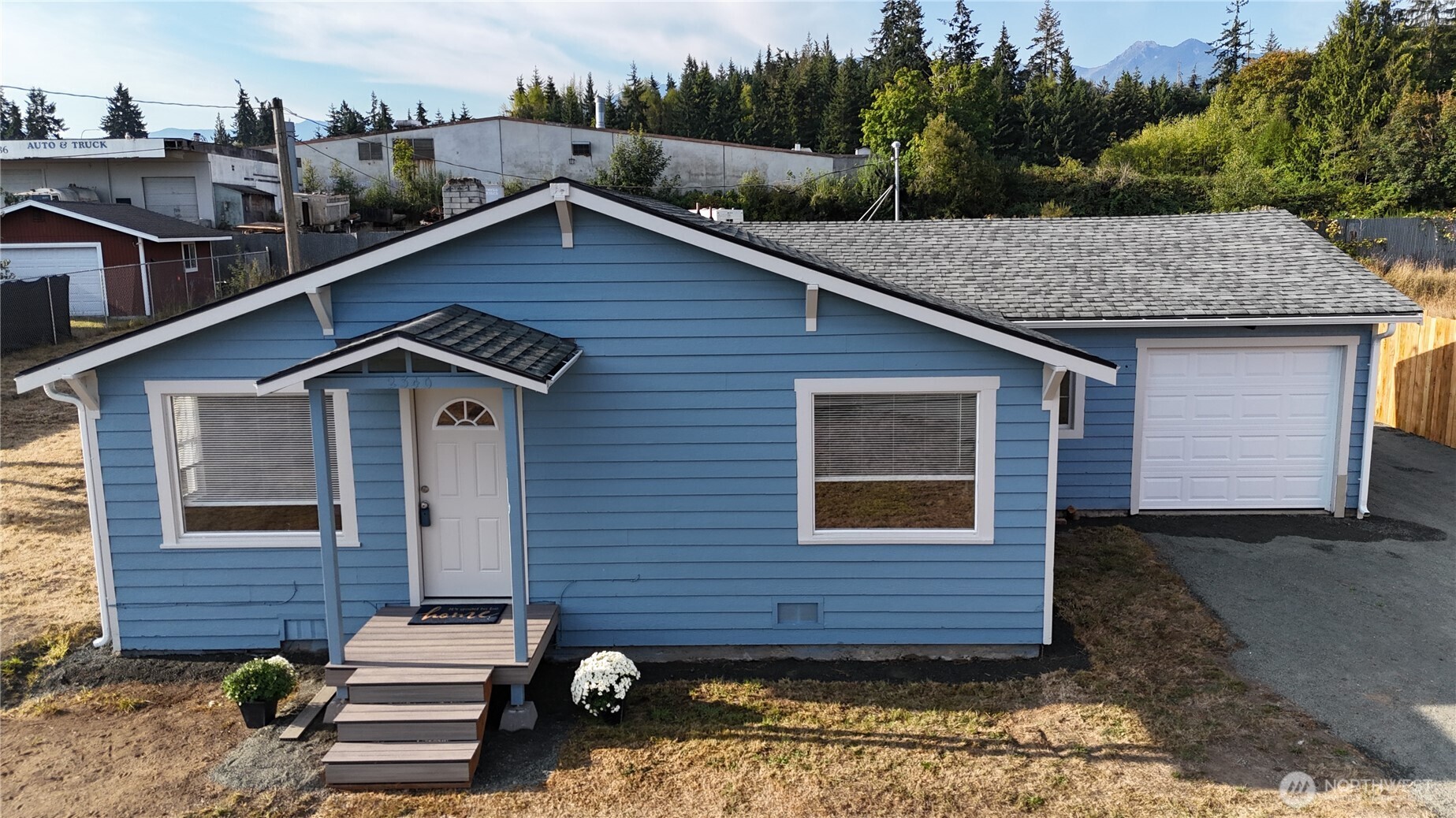 2340 East Pioneer Road Port Angeles, WA 98362 - Photo 2 of 38 Gallery Image 2