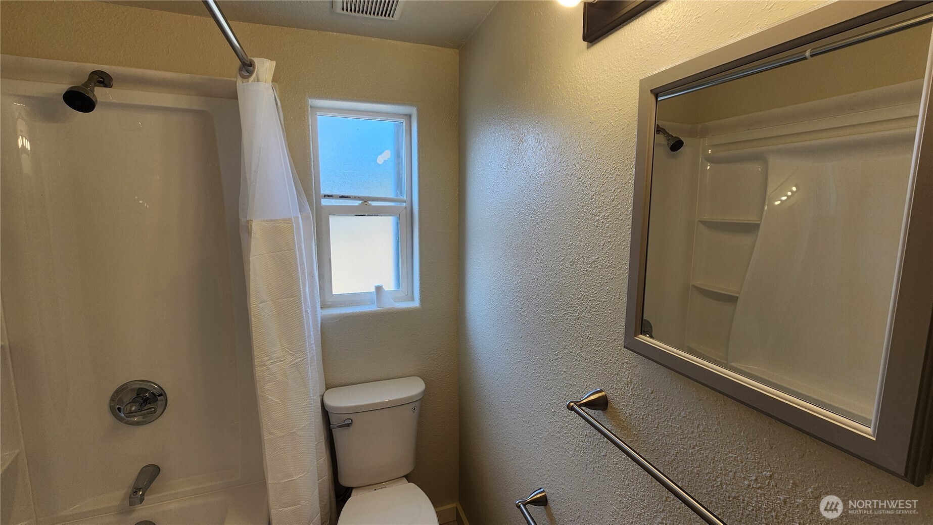 2340 East Pioneer Road Port Angeles, WA 98362 - Photo 26 of 38 Gallery Image 26