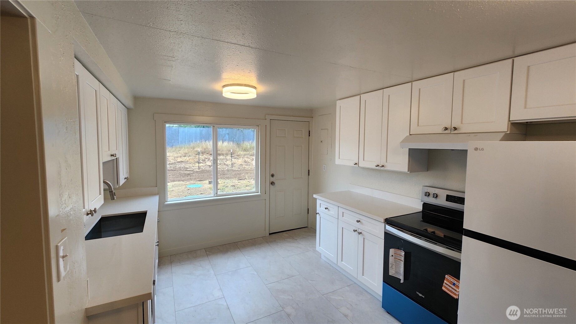 2340 East Pioneer Road Port Angeles, WA 98362 - Photo 35 of 38 Gallery Image 35