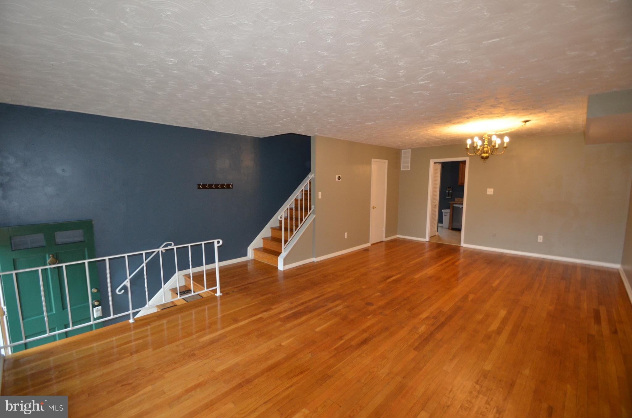 917 Elm Road Baltimore, MD 21227 - Photo 11 of 38