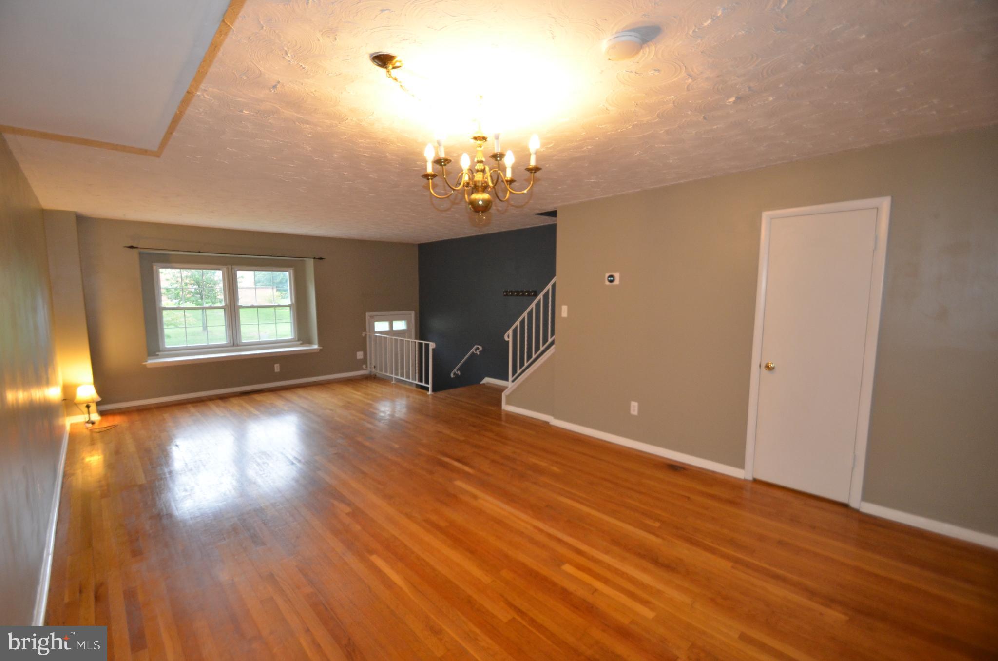 917 Elm Road Baltimore, MD 21227 - Photo 14 of 38